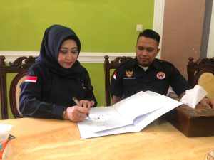 Didampingi Ketua Garda Pemuda NasDem, Lisda Hendrajoni Melapor ke Bawaslu Terkait Dugaan Kampanye Hitam