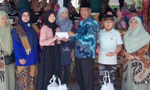 GOW Kota Bukittinggi Gelar Bazar Murah