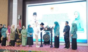 TP PKK Bukittinggi Canangkan Bulan Bhakti Dasawisma VIII Tahun 2024