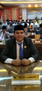 Robi Binur Bantah Gunakan Ijazah Palsu Saat Nyaleg, Sebut Ada Kepentingan Oknum Untuk Menjatuhkannya