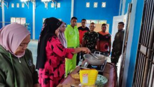 Rumah Warga Hingga Fasum Dilanda Banjir di Pesisir Selatan, Petugas Dirikan Posko