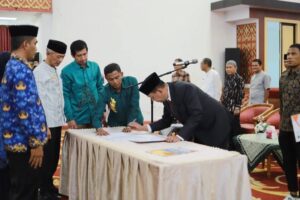 Mutasi Pejabat di Pesisir Selatan Dinilai Sarat Kepentingan Politik, Disebut Sebagai ‘Dendam Tak Berkesudahan’