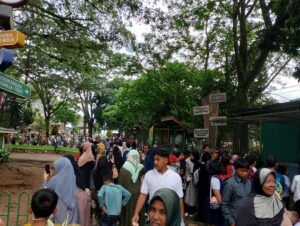 Selama Libur Lebaran 2024, Kota Bukittinggi Meraup PAD 2,2 Miliar