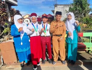 Bes Iswara Ramadhan dan Aqila Aline , Siswa SDN 10 Puhun Pintu Kabun Juara O2SN Kota Bukittinggi Tahun 2024