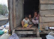 Usia Pesisir Selatan Bertambah jadi 76 Tahun, Kemiskinan juga Terus Bertambah