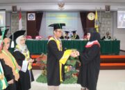 Lulus Dengan Predikat Sangat Memuaskan, Lisda Hendrajoni Sah Sandang Gelar Doktor Pendidikan