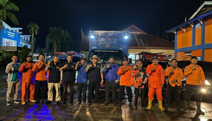 Bupati Solok Turunkan Alat Berat dan Tim untuk Bantu Korban Galodo di Kabupaten Agam