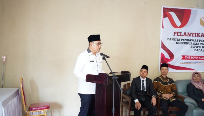 Pelantikan Panwascam, Bupati Solok Epyardi Asda: Jalankan Tupoksi Masing-Masing