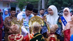 Wako Erman Safar Buka Perayaan Hari Anak Nasional Kecamatan MKS