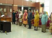 Tujuh Pejabat Administrator dan Pengawas Lingkungan Pemko Bukittinggi Dilantik