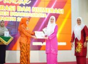 Dharmasraya Terima Rekor Muri Pada Acara Puncak Spekta Literasi Numerasari 2024