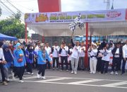 Pjs. Wali Kota Bukittinggi Lepas Peserta Jalan Santai World Walking Day 2024