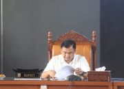 Sutan Riska Sampaikan Jawaban atas Pandangan Umum Fraksi DPRD Tentang Ranperda APBD Tahun 2025