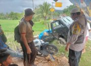 Kecelakaan di Jalan Raya Padang–Painan, Dua Pengendara Motor Luka-Luka Usai Dihantam Pick Up L300