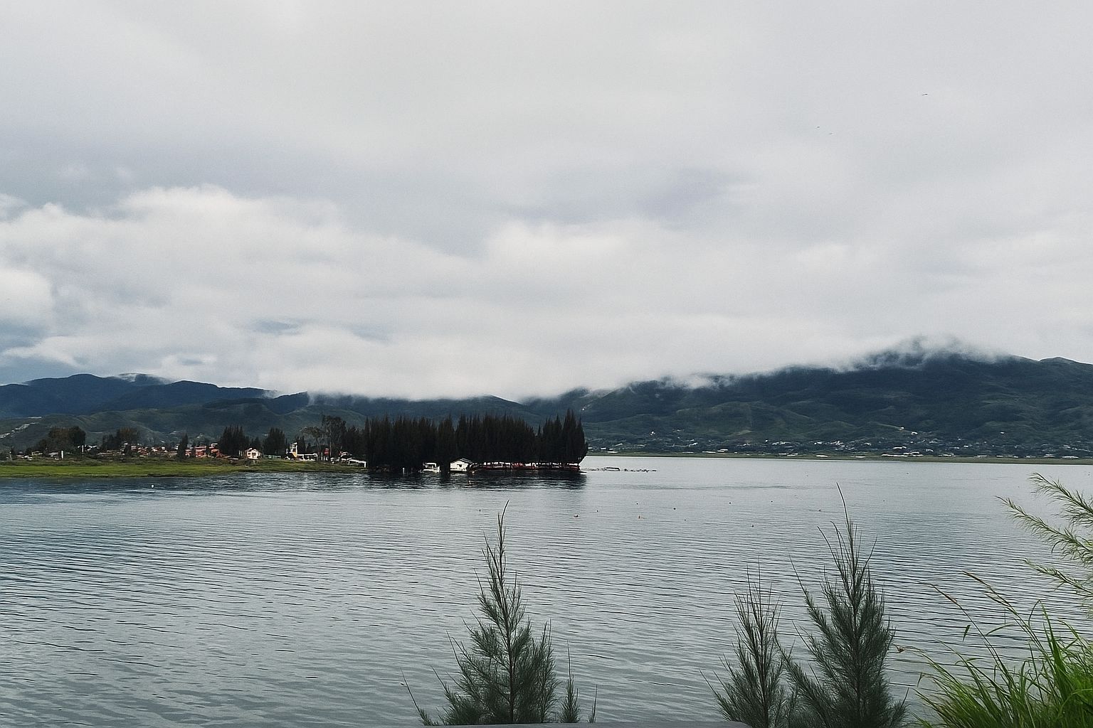 Danau Kembar/PUTE