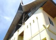 Akhirnya Direhab! Gedung DPRD Kota Pariaman Mulai Dipermak Setelah Lama Dikeluhkan Warga