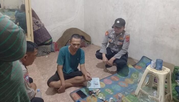 Masalah Percintaan, Pria Ini Nekat Coba Bunuh Diri Sambil Live TikTok