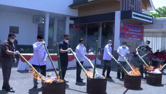 Hadiri Pemusnahan Barang Bukti, Wawako Ibnu Asis Dorong Penguatan Perda Anti Narkoba