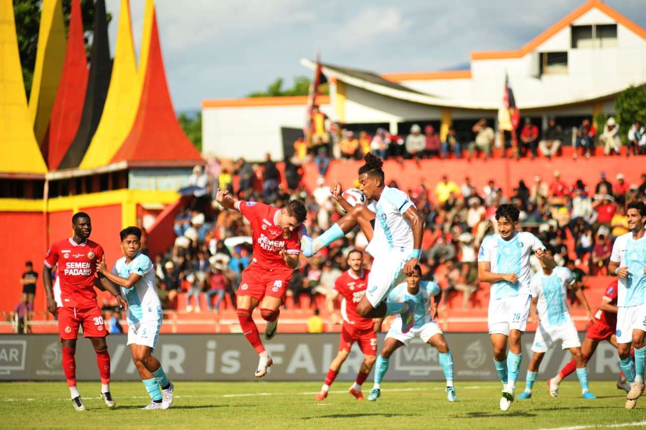 Semen Padang Fc / Irham