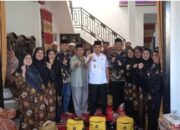 Wabup Lepas 78 Jemaah Umrah Shahibuna Pasaman ke Tanah Suci