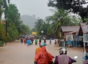 Banjir dan Longsor Landa Pesisir Selatan, 21.280 Warga Dilaporkan Terdampak dan Mengungsi