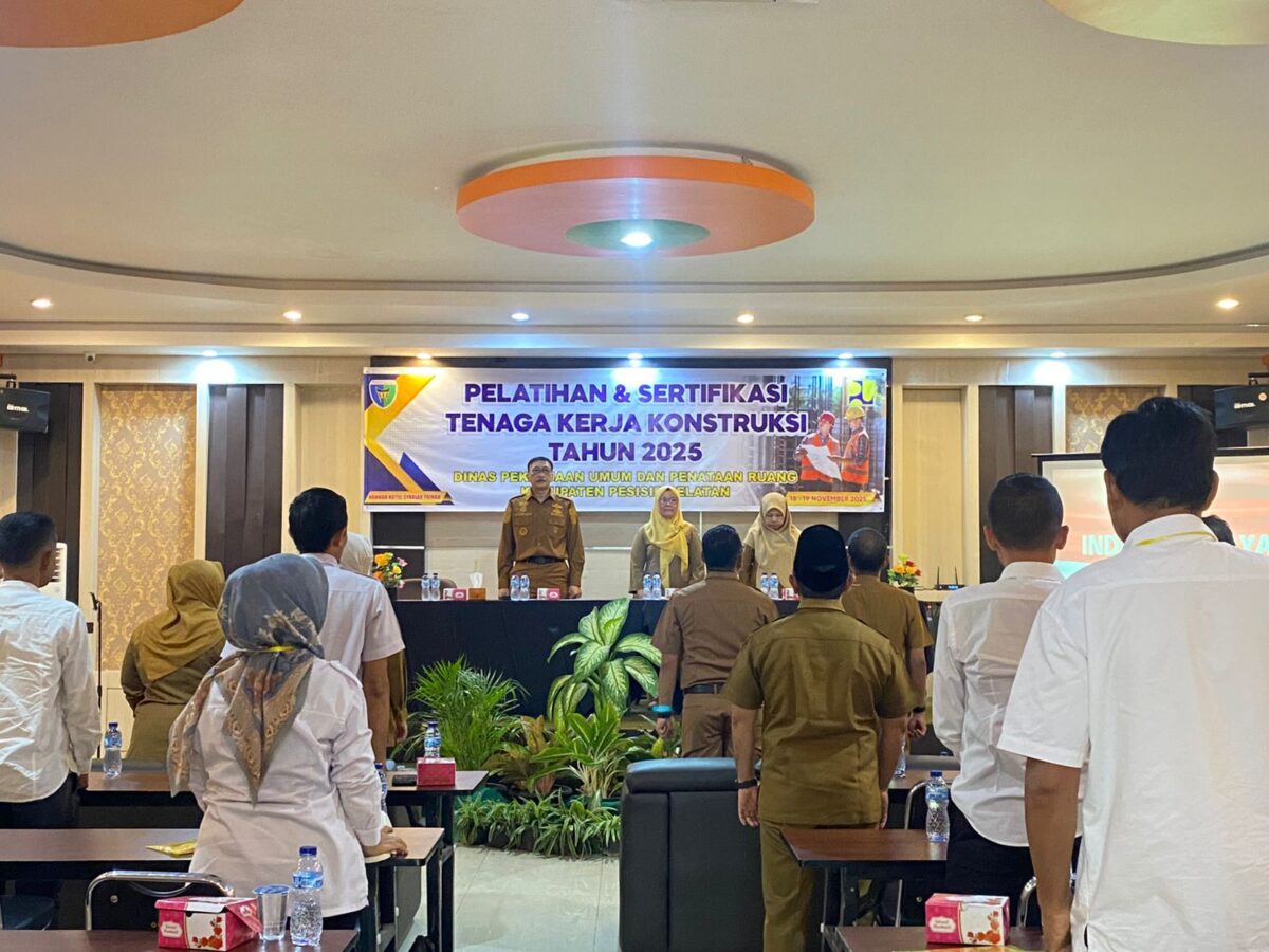 Bupati Hendrajoni Buka Pelatihan dan Sertifikasi Tenaga Kerja Konstruksi 2025