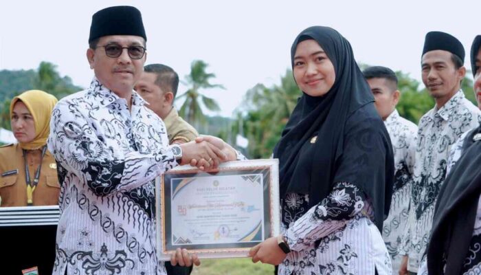 Bupati Solok Selatan Tekankan Kompetensi, Integritas, dan Disiplin Sekolah