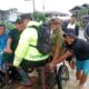 Bupati Pasbar Tetapkan Status Tanggap Darurat, Kunjungi Langsung Korban Banjir dan Serahkan Bantuan