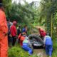Detik-Detik Dramatis Penyelamatan 10 Warga Terjebak Banjir di Ladang Salareh Aia, Tim SAR Berpacu dengan Hujan Deras