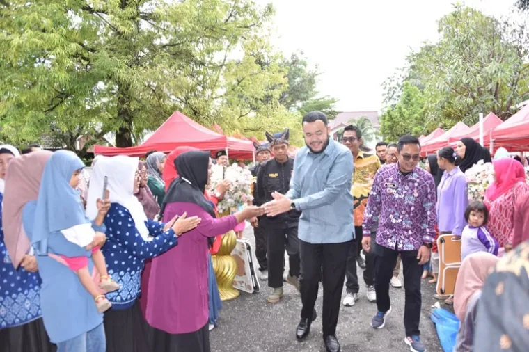 Fadly Amran Buka Gebyar Kreativitas Rimbo Kaluang 2025