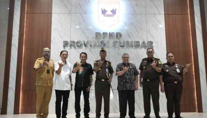 DPRD dan Kajati Sumbar Rumuskan Cara Penyelesaian Masalah Daerah