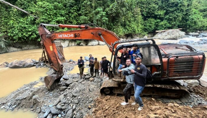 Dua Penambang Emas Ilegal Ditangkap di Pasbar