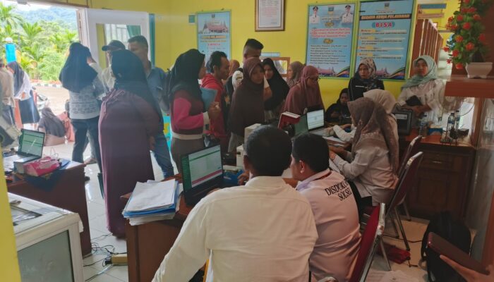 Disdukcapil Solsel Ajak Warga Aktifkan IKD