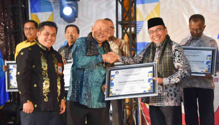 Padang Raih Empat Penghargaan dari BBPMP