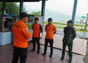 Petani 70 Tahun Diseret Arus Sungai di Pesisir Selatan, Tim SAR Balap Waktu di Tengah Hujan Lebat