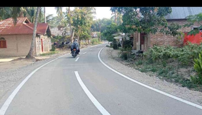Ruas Jalan Sungai Ranyah Hilir-Lubuk Layang Sudah Mulus