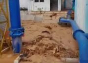 Tiga Infrastruktur Air Padang Lenyap Disapu Banjir Bandang