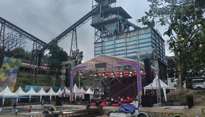 Festival Batik Terbesar Dihelat di Sawahlunto