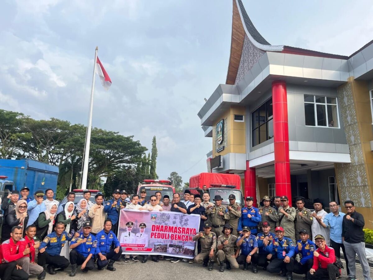 55 Relawan Dharmasraya Peduli Bencana Dilepas Sekda