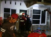 “Asap Hitam M menjulang di Langit Koto Tangah: Dua Rumah Hangus, Damkar Padang Kerahkan 80 Personel dalam Kebakaran Hebat”
