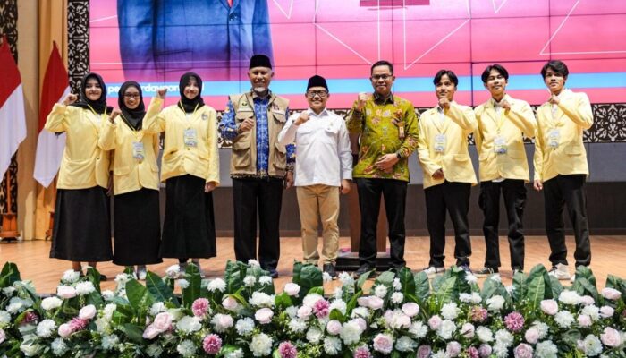 Muhaimin Iskandar Dorong KKN Berdampak Berbasis SDGs, 2.232 Mahasiswa UNP Dilepas