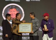 Irman Gusman Serahkan Special Award Markplus Conference, Hasim Tegaskan Komitmen Lingkungan dan Singgung Bencana Sumatera