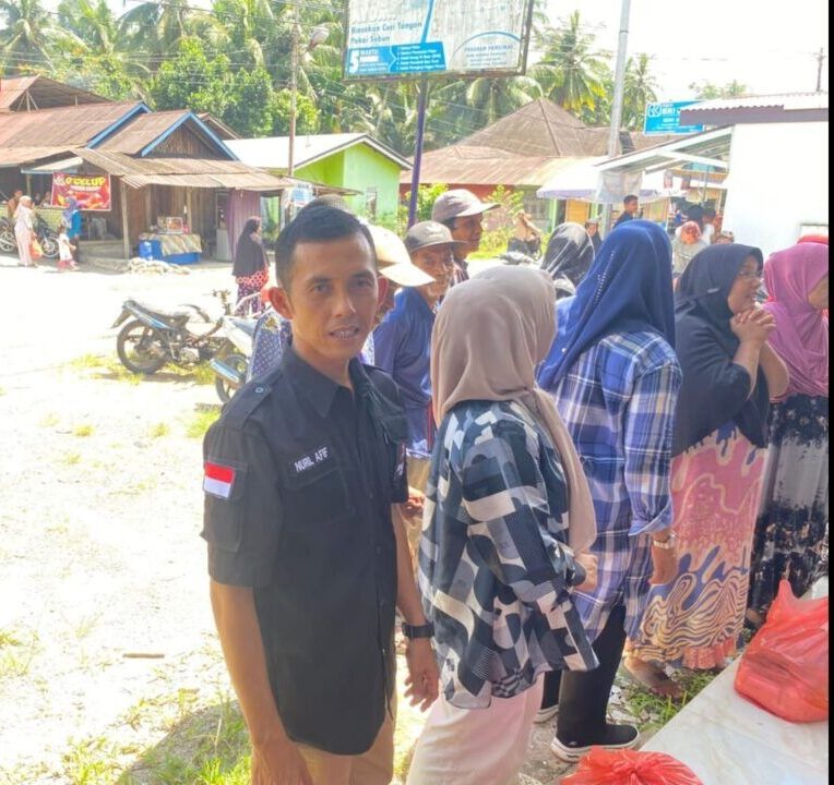 Nurul Afif Bantu Warga Pandam yang Terisolasi Bencana