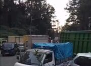 Sitiunjau Lauik Alami Macet Parah, Kendaraan Tidak Bergerak Berjam-jam