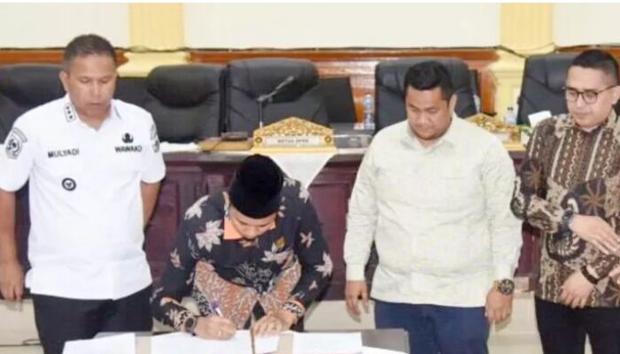 DPRD Pariaman Sahkan 5 Perda Strategis