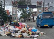 Tumpukan Sampah Meningkat, Warga Keluhkan Bau dan Gangguan Lalu Lintas