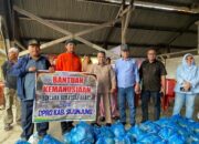 DPRD Sijunjung Bantu Korban Bencana Alam di AgamRatusan Paket Sembako diserahkan