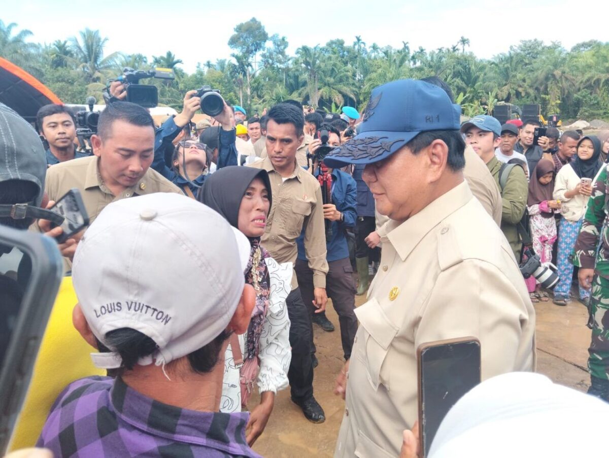 Kunjungi Lokasi Pembangunan Huntara di Palembayan, Prabowo: Masyarakat Tidak Sendiri