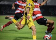Dibantai Madura United 5-1Performa Semen Padang FC Menurun