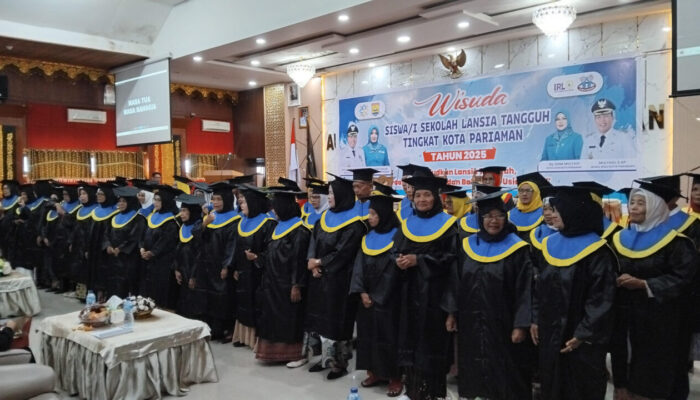 84 Peserta Wisuda, Pariaman Bangun Komunitas Alumni Sekolah Lansia